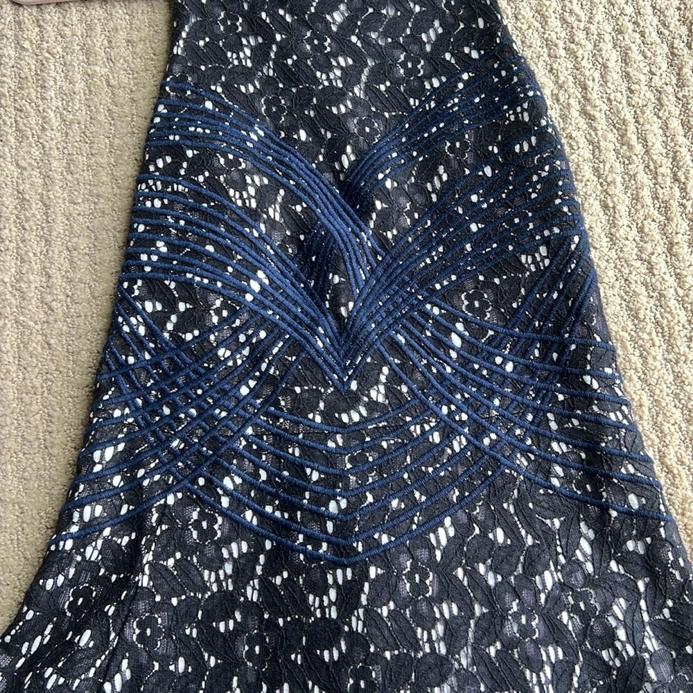 Adelyn Rae dress - Picture 2 of 3